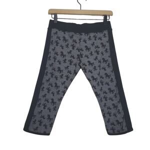 Lorna Jane | Equestrian Horse Print 3/4 Crop Length Infinite Drawstring Leggings